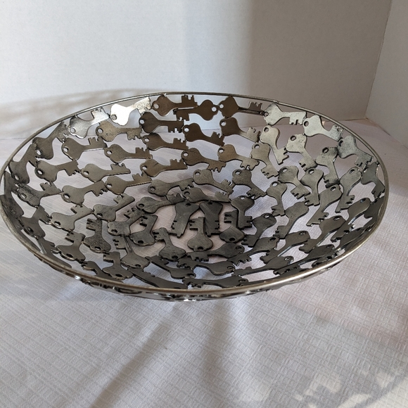 Welded keys decorative bowl 12.5 " table office desk dish industrial - Picture 1 of 3